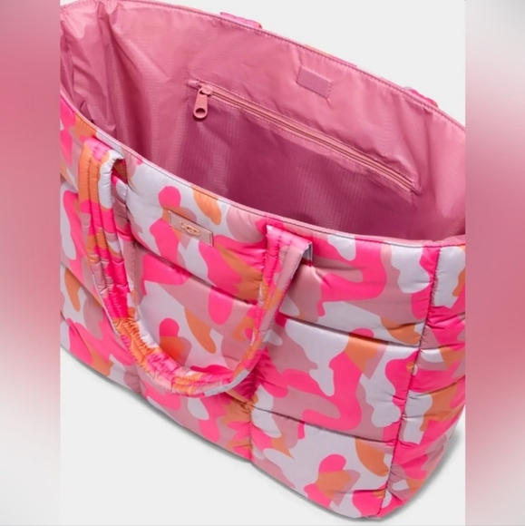 UGG Ellory Puff Tote - Picture 4 of 7